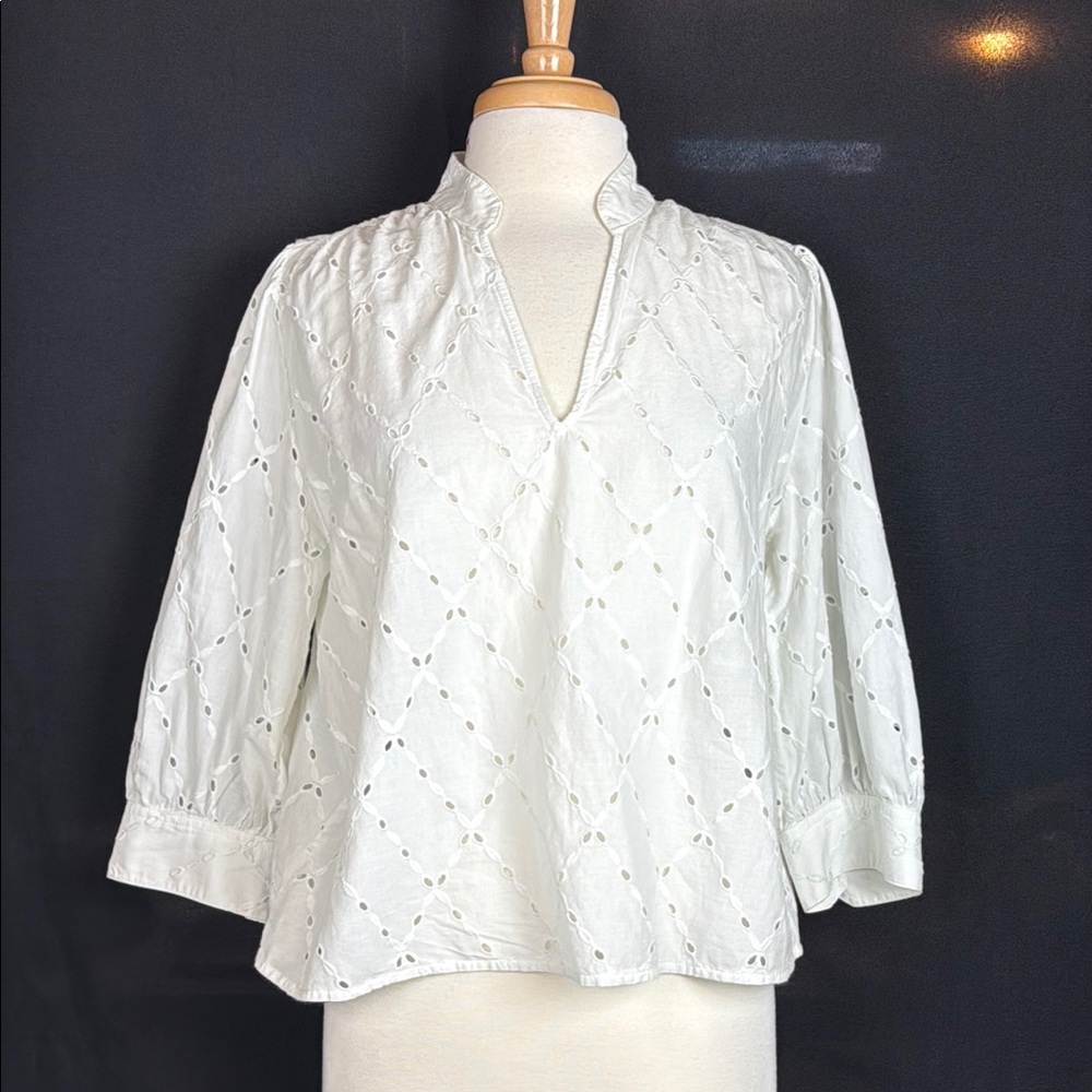 Banana Republic Factory White Eyelet Blouse Classic Top